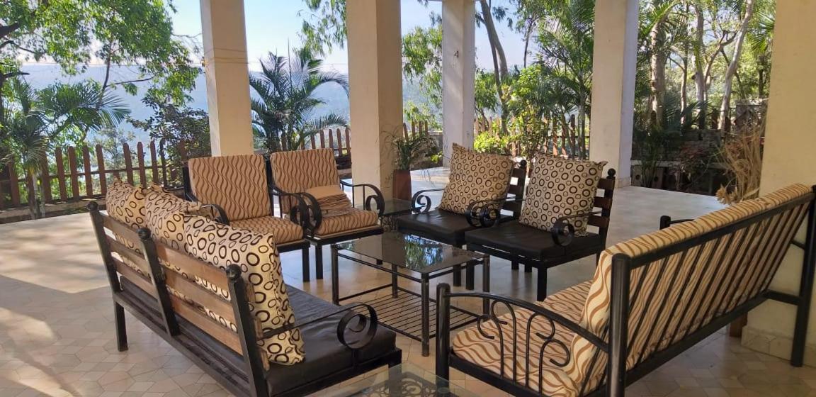 Villa Inaya Bungalow Panchgani Exterior foto